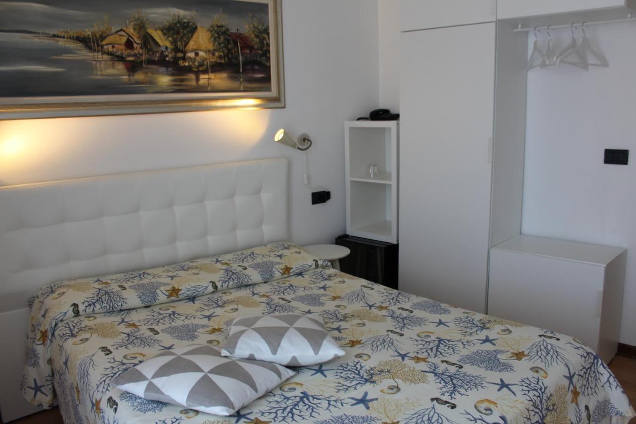 Marea Hotel 3*
